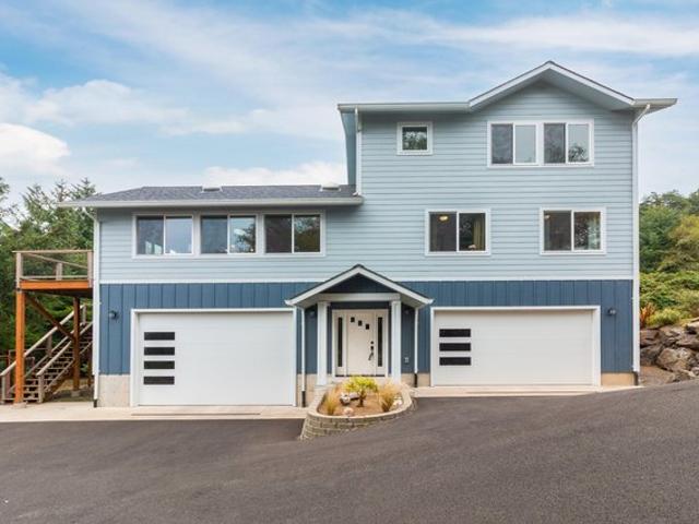 House for sale in Pacific City, Tillamook County