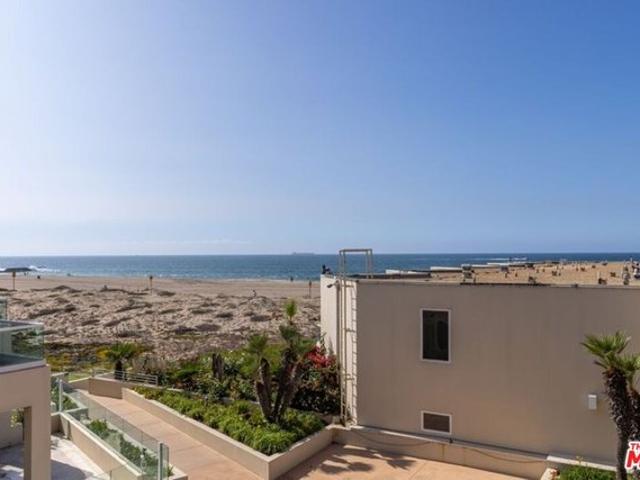 Condo for sale in Playa del Rey, Los Angeles