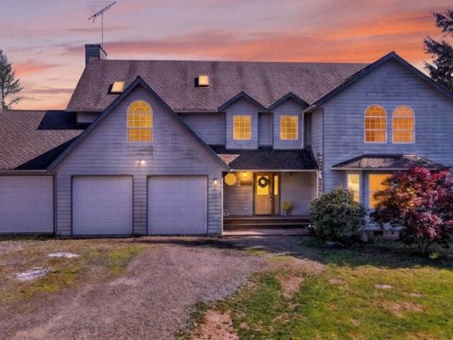 House for sale in Oregonia