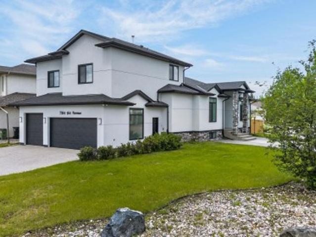 House for sale in Wedgewood, Alberta