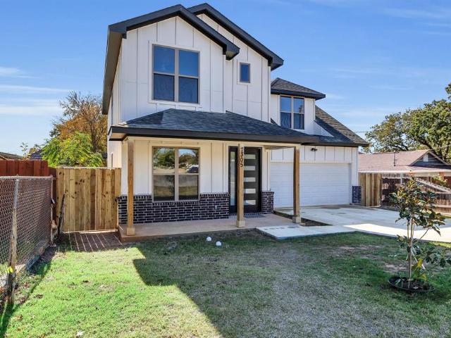 House for sale in Lake Worth, Texas