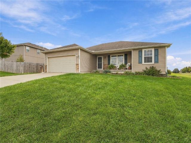 House for sale in Sunrise Farms, Grandview