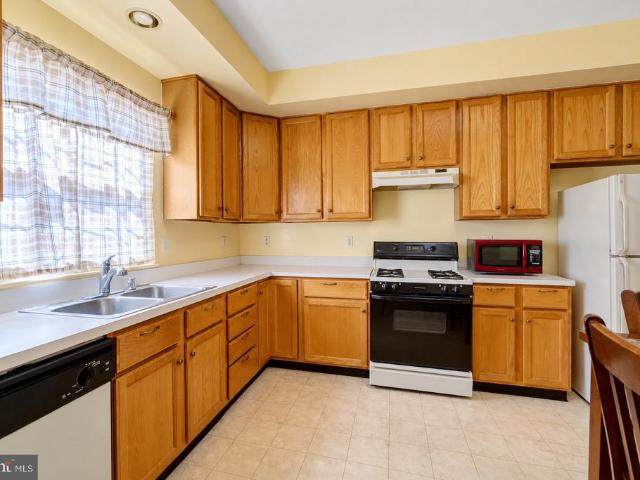 Townhouse for sale in Clinton, Prince George's County