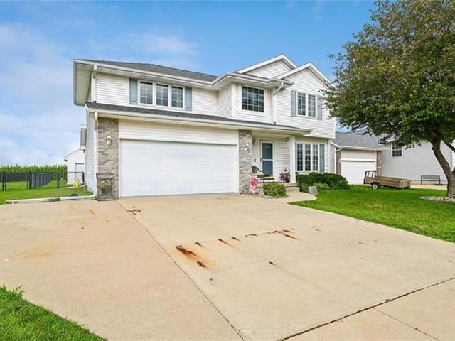 House for sale in Linn, Iowa