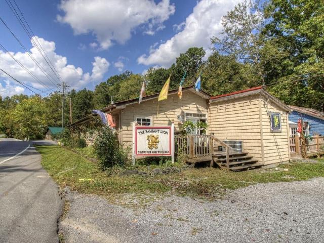Commercial for sale in Tennessee