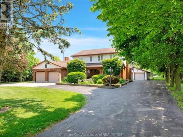 House for sale in Chatham–kent, Ontario