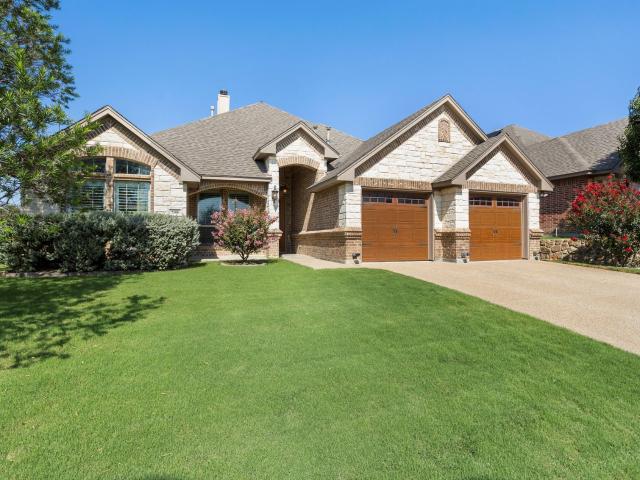 House for sale in Benbrook, Texas