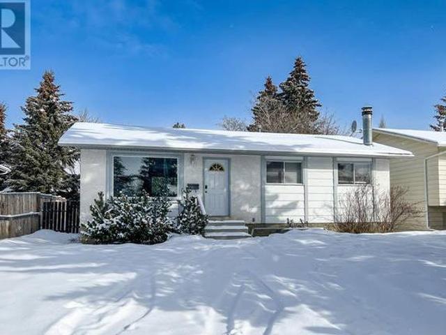 House for sale in Grande Prairie, Alberta