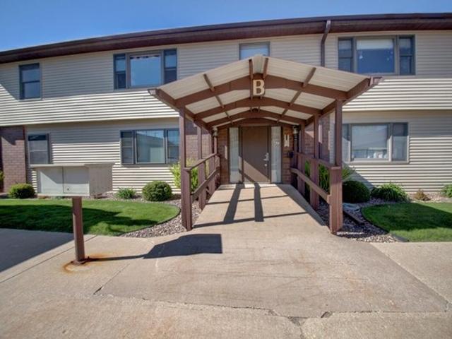 Condo for sale in Onalaska, Wisconsin