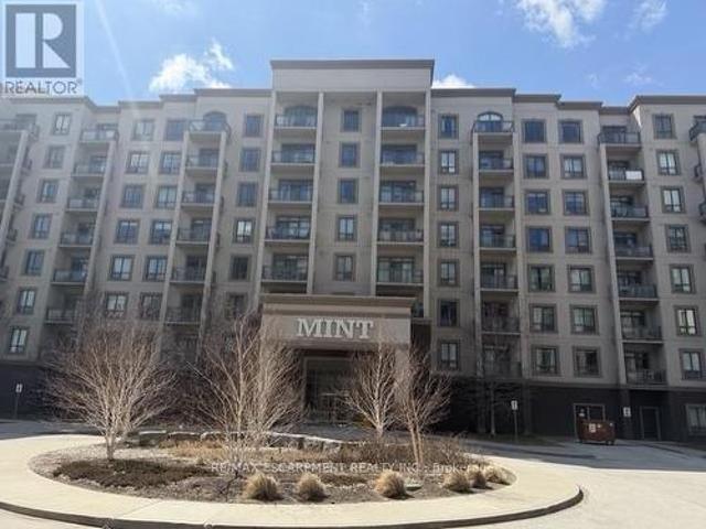 Condo for sale in Oakville, Ontario