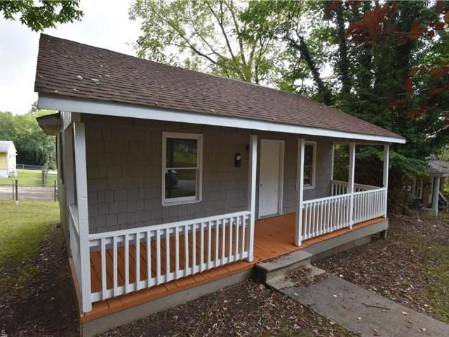 House for sale in Columbia Heights, Winston-Salem