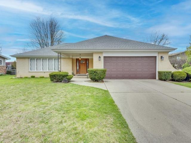 House for sale in Deerfield, Illinois