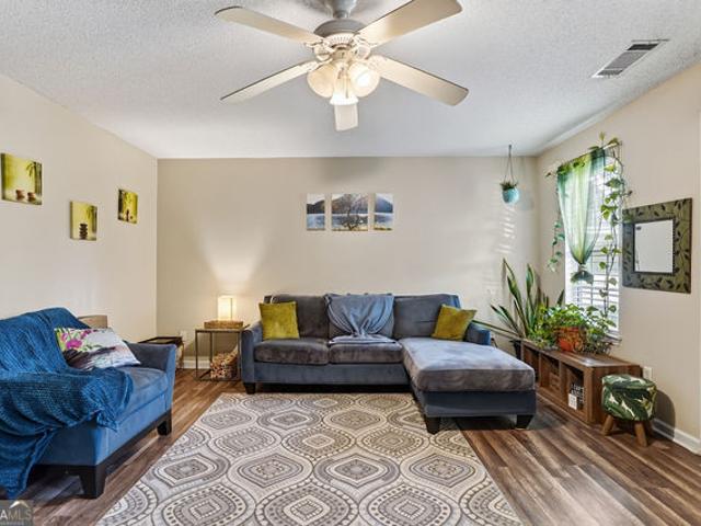 Townhouse for sale in Mcdonough, Georgia