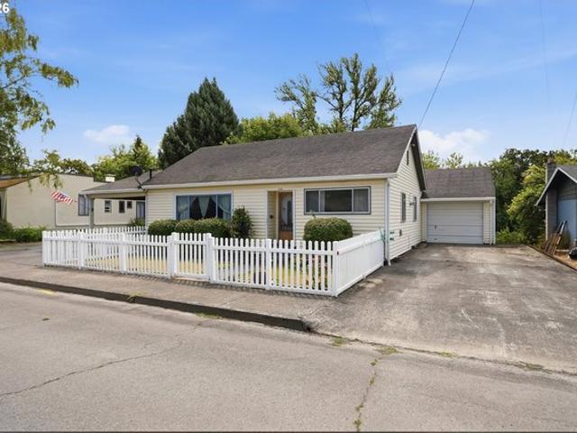 House for sale in Oregonia