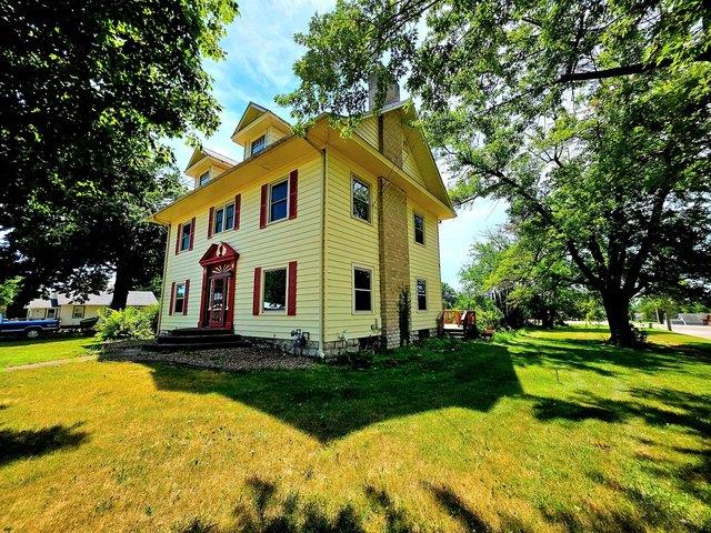 House for sale in Chariton, Iowa