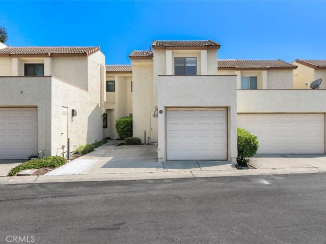Condo for sale in Claremont Condo for sale in Claremont