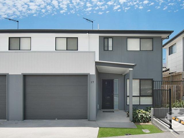 Townhouse for rent in Emerald Park, City of Brisbane