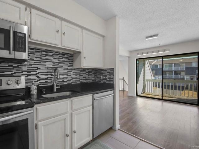 Townhouse for rent in Branford