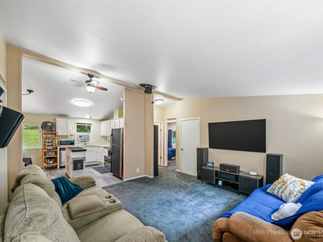 House for sale in Shelton, Washington