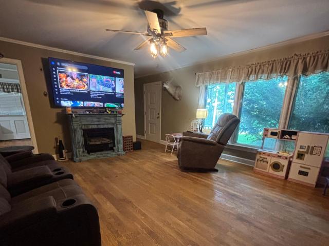 House for sale in Salem, Kentucky
