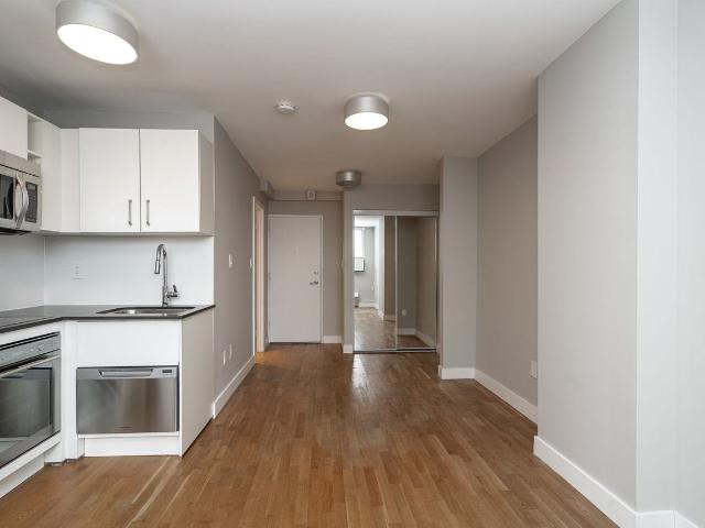 Apartment for rent in Toronto, Golden Horseshoe