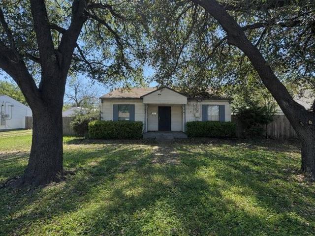 House for sale in Irving, Texas