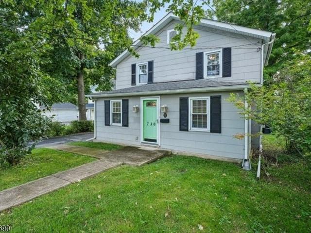 House for sale in Hackettstown, New Jersey