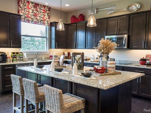House for sale in Almont House for sale in Almont