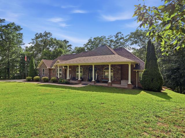 House for sale in Harrison, East Tennessee