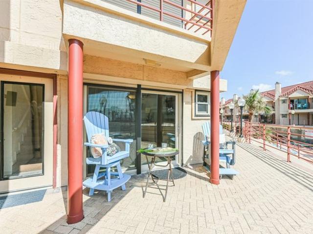 Condo for sale in Galveston, Texas