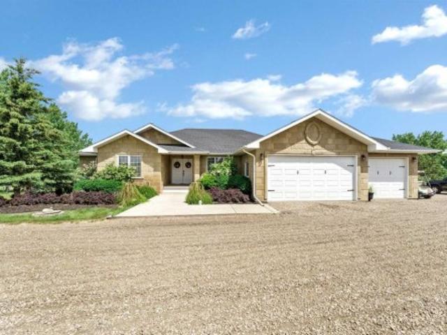 House for sale in Alberta