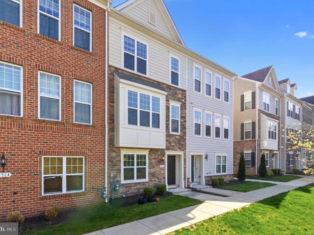 Townhouse for sale in Glenn Dale, Maryland