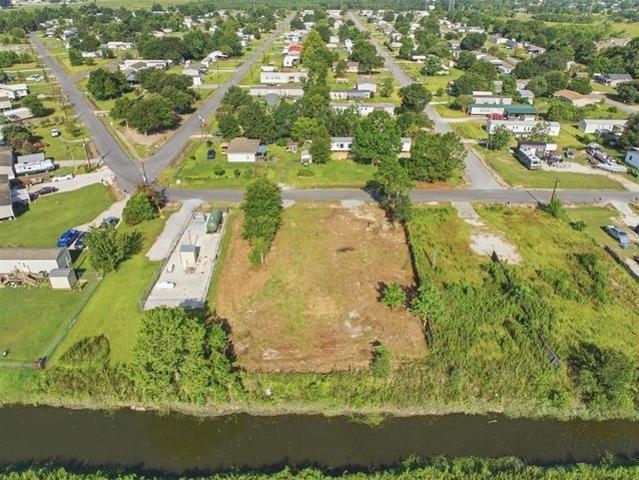 Land for sale in Lake Charles, Louisiana