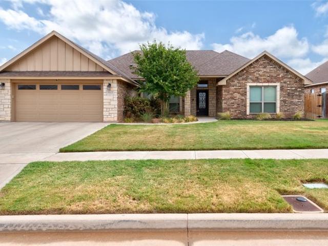 House for sale in Taylor, Texas