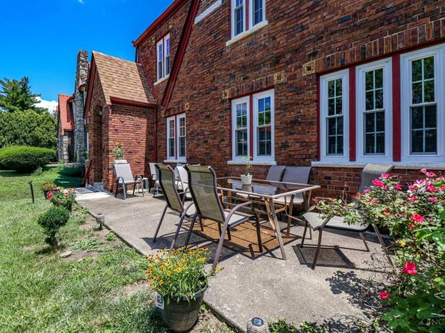 House for sale in Roselawn, Ohio