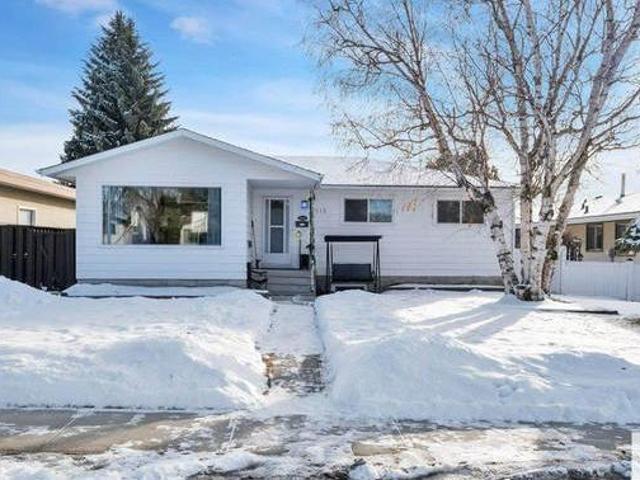 House for sale in Edmonton