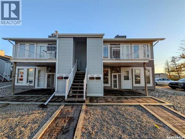 Townhouse for sale in Sherwood Estates, Regina
