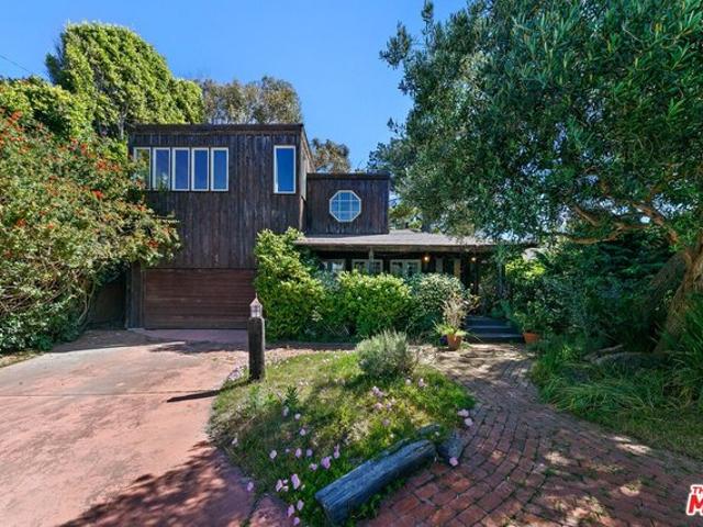 House for sale in Malibu, California