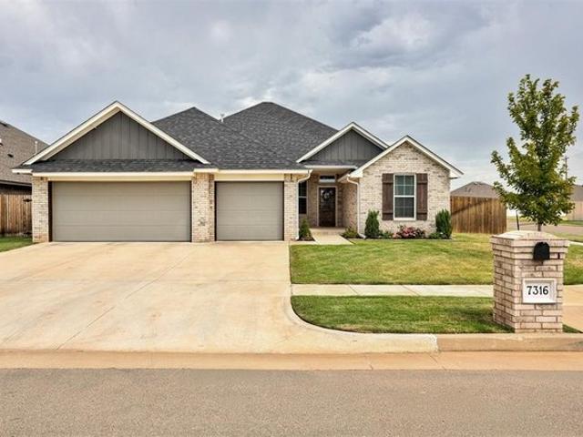 House for sale in Yukon, Oklahoma