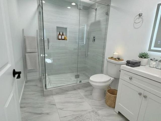Apartment for rent in Tarzana Neighborhood Council District, Canoga Park