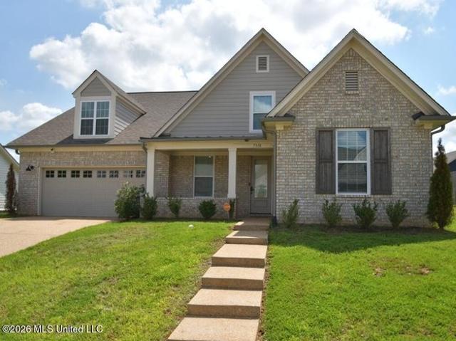 House for sale in Nesbit, Mississippi