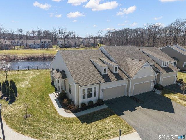 Condo for sale in Oxford, Connecticut