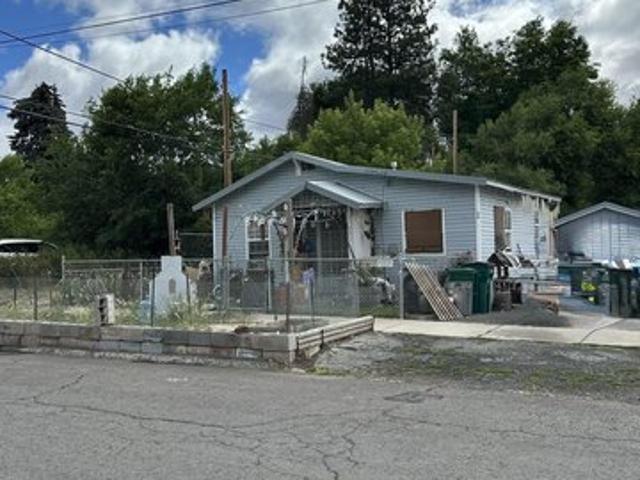 House for sale in Oregonia