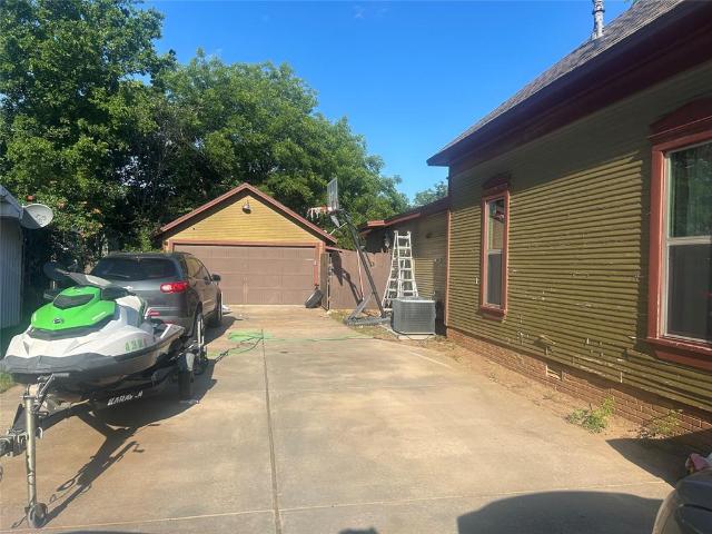 House for sale in De Young, Texas