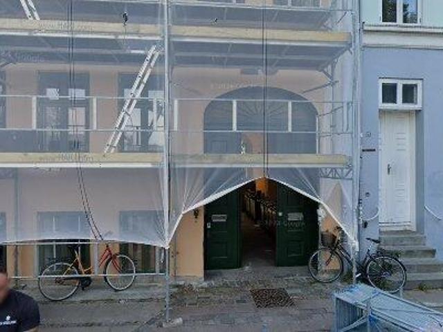 Ejendom til salg i De Gamles By, København