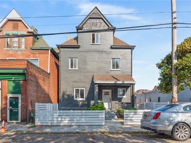 House for sale in Pittsburg, Pennsylvania