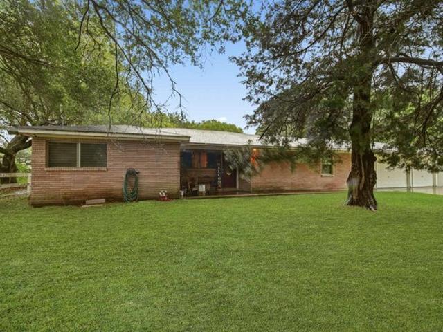 House for sale in Chambers, Texas