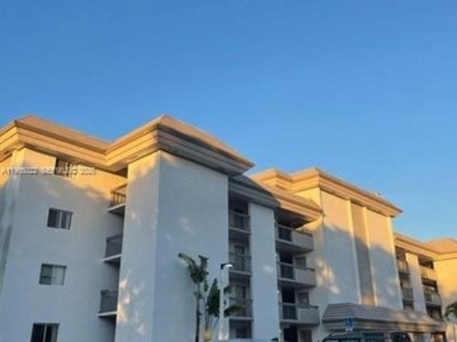Condo for sale in Plantation, Florida