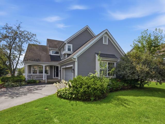 House for sale in Mchenry, Illinois