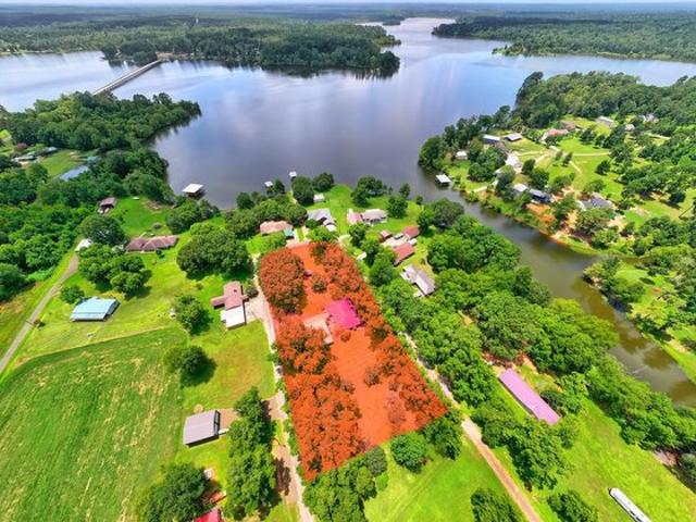 House for sale in Sabine, Texas